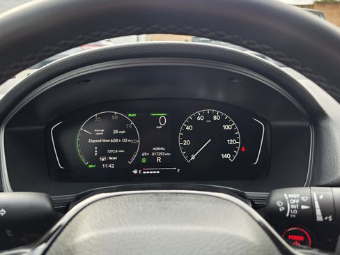 Used 2025 Honda Civic Sport image 16