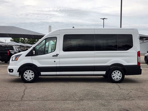 Used 2025 Ford Transit 350 XLT RWD image 4