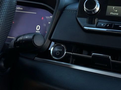 Used 2023 Mitsubishi Outlander SE image 32