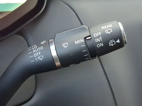 New 2025 Land Rover Range Rover Sport Dynamic SE image 28