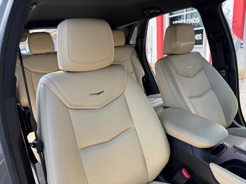 Used 2017 Cadillac XT5 FWD image 30