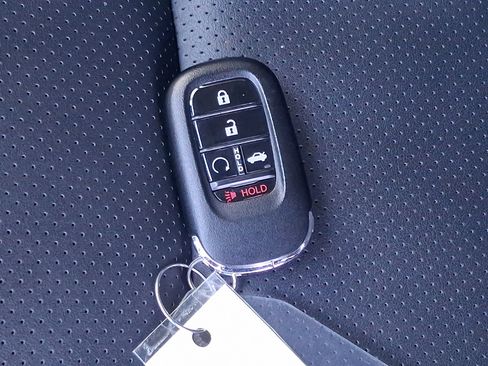 Certified 2025 Honda Accord EX-L image 3