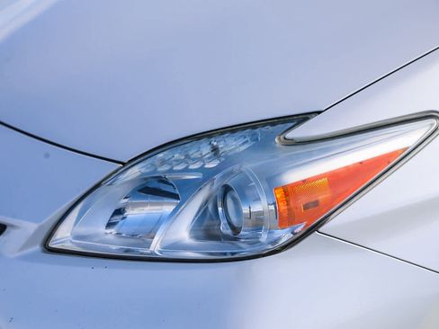 Used 2015 Toyota Prius Four image 8