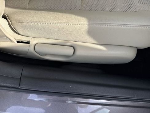 Used 2015 Acura ILX w/ Technology Package FWD image 44