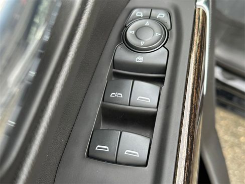 Used 2022 GMC Sierra 1500 Elevation image 21