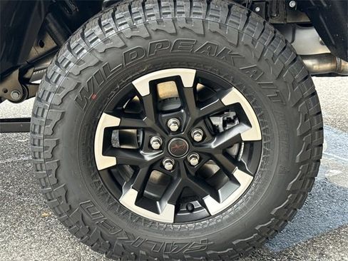 New 2026 Jeep Gladiator Rubicon image 36