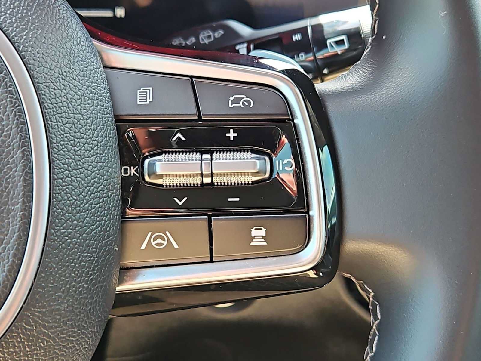 Used 2025 Kia Sorento EX AWD/4WD image 19