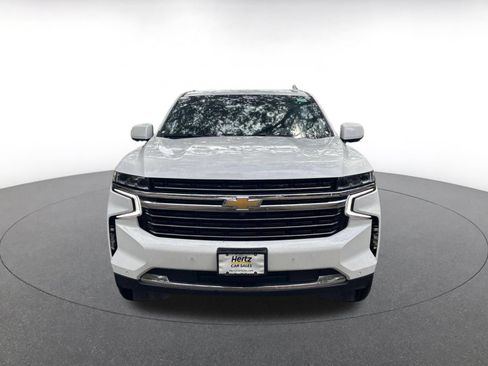 Used 2024 Chevrolet Tahoe LT w/ Luxury Package RWD image 2