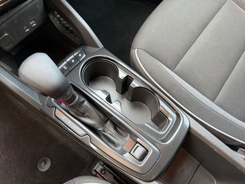 Used 2025 Chevrolet TrailBlazer LT image 39