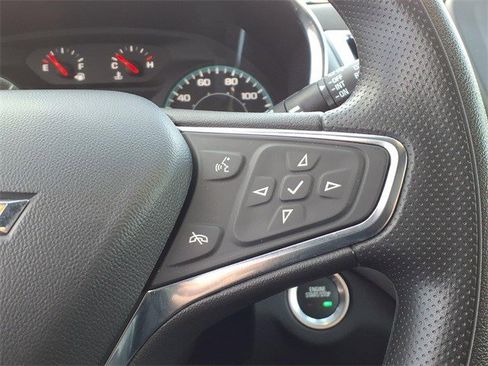 Certified 2024 Chevrolet Equinox LS w/ LPO, Floor Liner Package image 19