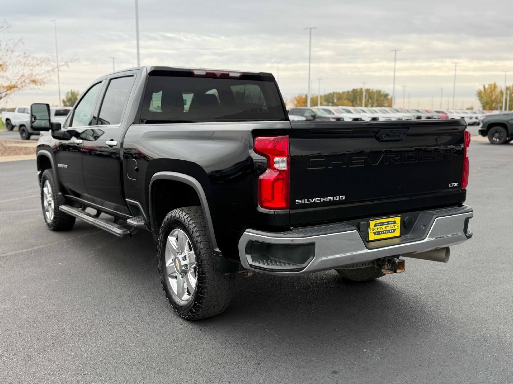 Used 2022 Chevrolet Silverado 3500 LTZ w/ Gooseneck/5TH Wheel Package AWD/4WD image 9