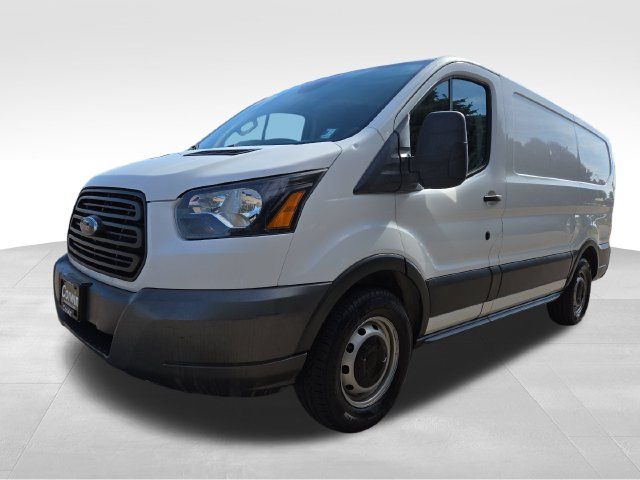 Used 2018 Ford Transit 150 130 Low Roof RWD image 6