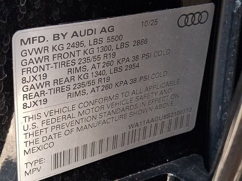 Used 2025 Audi Q5 Premium w/ Convenience Package AWD/4WD image 27