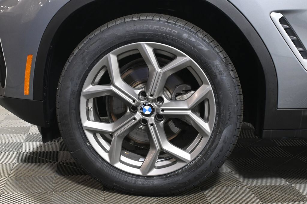 Used 2024 BMW X3 xDrive30i w/ Convenience Package AWD/4WD image 12