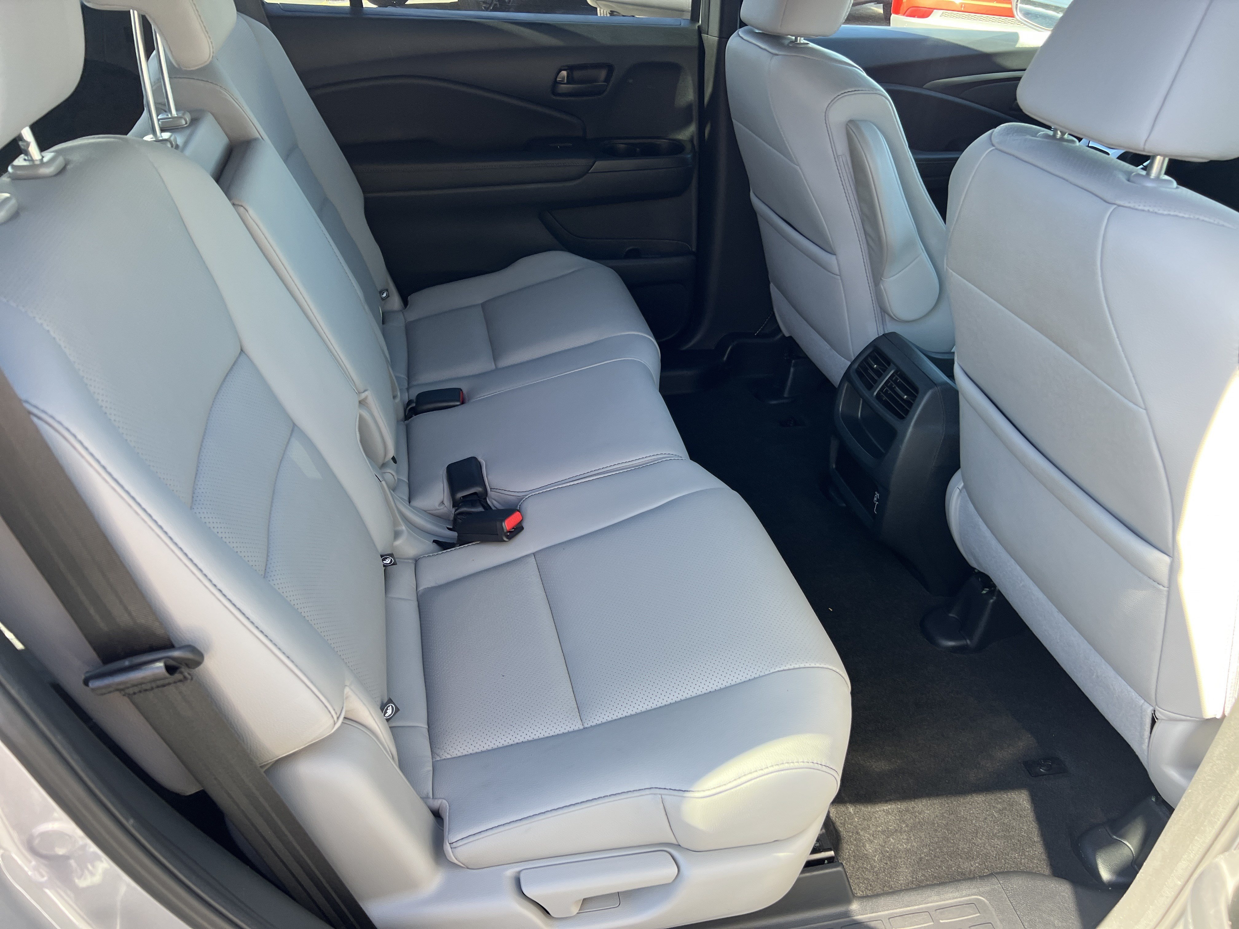 Used 2023 Honda Passport EX-L image 19