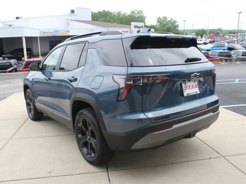 New 2026 Chevrolet Equinox LT w/ Convenience Package II FWD image 5