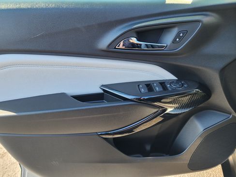 New 2026 Chevrolet Trax LT w/ Driver Confidence Package FWD image 23