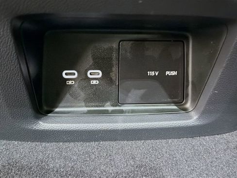 New 2026 Volkswagen Atlas Peak Edition AWD/4WD image 28