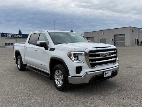 Used 2021 GMC Sierra 1500 SLE image 2