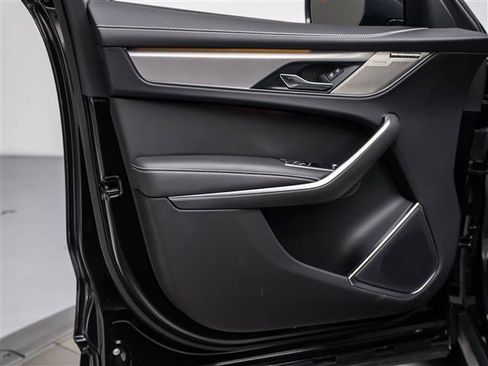 New 2025 Jaguar F-PACE R-Dynamic S AWD/4WD image 24