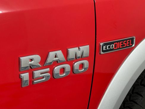 Used 2016 RAM 1500 Laramie w/ Convenience Group AWD/4WD image 27