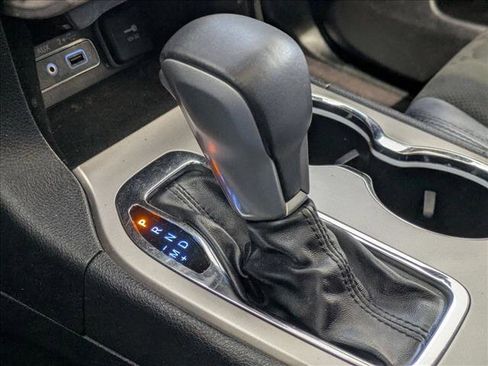 Used 2018 Jeep Grand Cherokee Altitude image 13