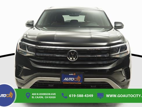 Used 2022 Volkswagen Atlas Cross Sport SE FWD image 4