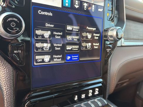Used 2021 RAM 1500 Limited AWD/4WD image 29