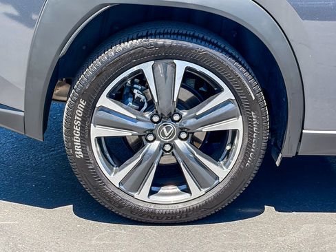 Certified 2024 Lexus UX 250h FWD image 10
