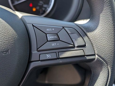 New 2025 Nissan Kicks Play S image 19