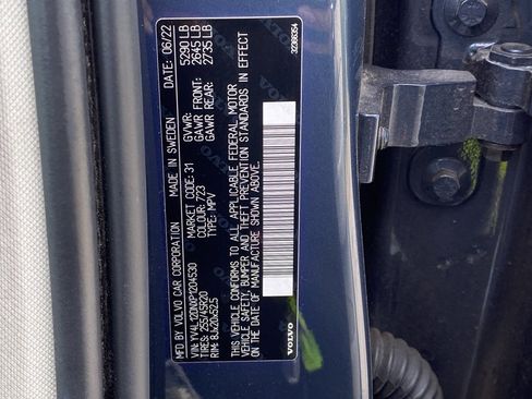 Used 2023 Volvo XC60 B5 Plus w/ Protection Package Premier image 32