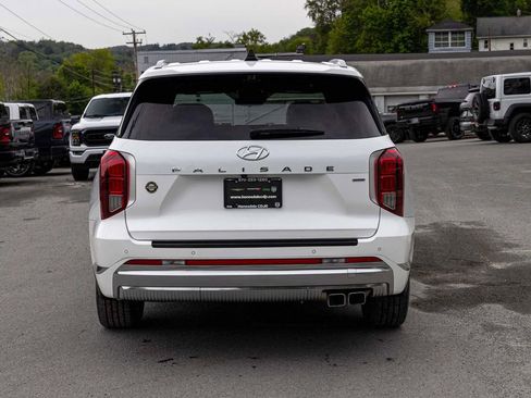 Used 2023 Hyundai Palisade Calligraphy w/ Winter Package AWD/4WD image 5