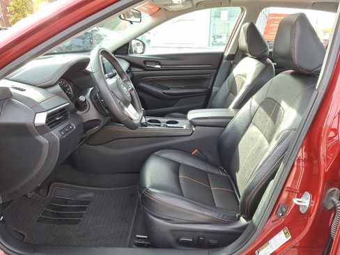 Used 2022 Nissan Altima 2.0 SR image 14