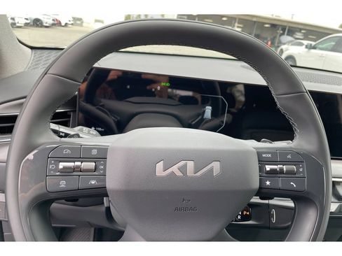 Used 2026 Kia EV9 Land AWD/4WD image 39