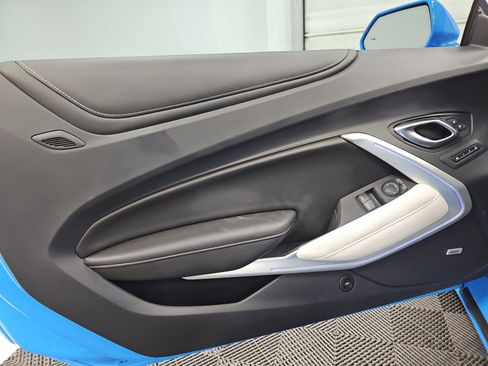 Used 2023 Chevrolet Camaro SS RWD image 10