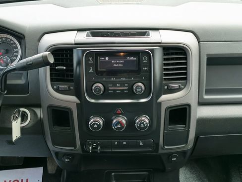 Used 2018 RAM 2500 Tradesman w/ Chrome Appearance Group image 18