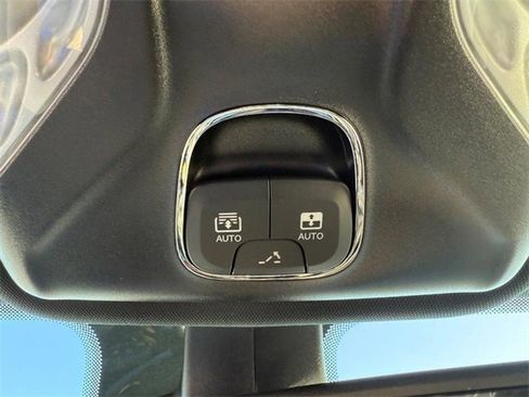 New 2025 Jeep Compass Latitude w/ Sun & Sound Group image 29