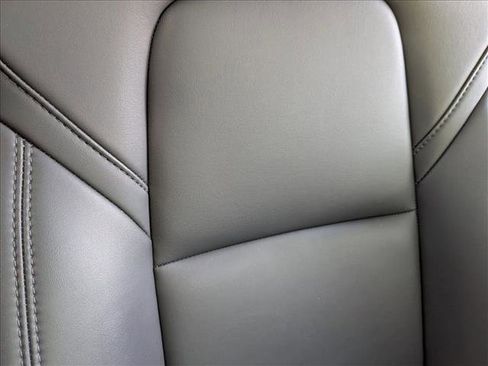 Used 2023 Tesla Model Y Long Range image 19