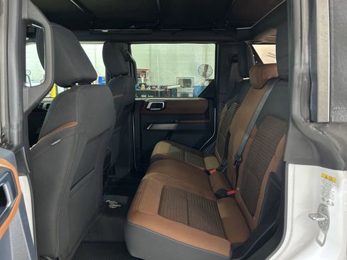 Used 2021 Ford Bronco Outer Banks AWD/4WD image 36