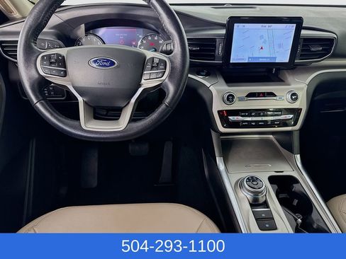 Used 2022 Ford Explorer XLT w/ Equipment Group 202A image 23