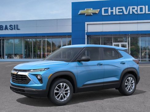 New 2026 Chevrolet TrailBlazer LS AWD/4WD image 2