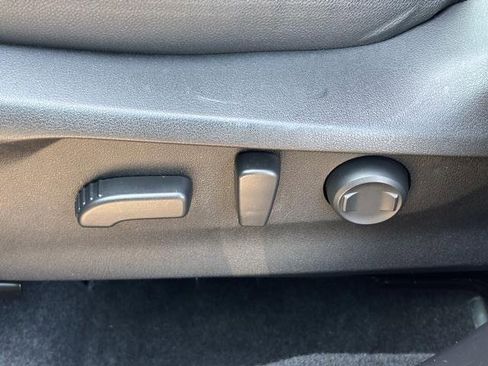 Used 2019 Subaru Forester Premium image 20