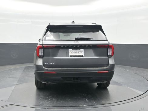 New 2026 Ford Explorer Active image 17