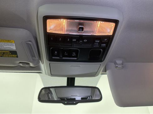 Used 2017 Toyota 4Runner SR5 Premium image 39