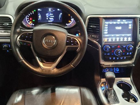 Used 2018 Jeep Grand Cherokee Limited image 22