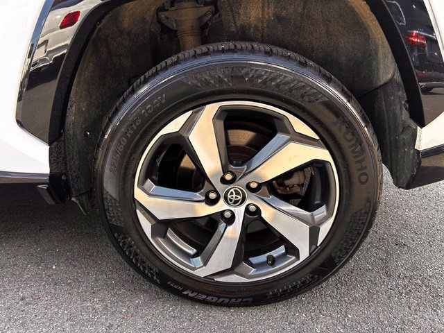 Used 2021 Toyota RAV4 SE w/ Weather & Moonroof Package AWD/4WD image 34