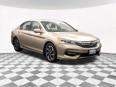 Used 2017 Honda Accord EX-L image 14