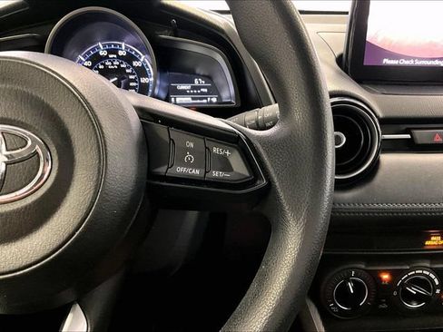 Used 2020 Toyota Yaris LE FWD image 18