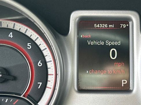 Used 2020 Dodge Journey SE FWD image 15