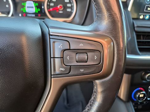 Used 2021 Chevrolet Suburban High Country image 36